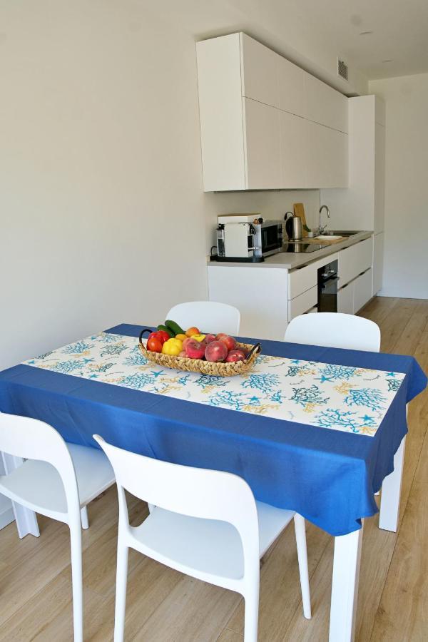 The Blue - Lake / City View Modern Apt Near Villa Olmo Como Ngoại thất bức ảnh